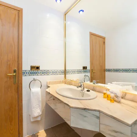 Globales Montemar Hotel 3*